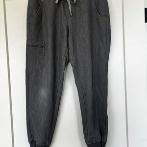 Women’s Graphite Jogger Scrub Pants